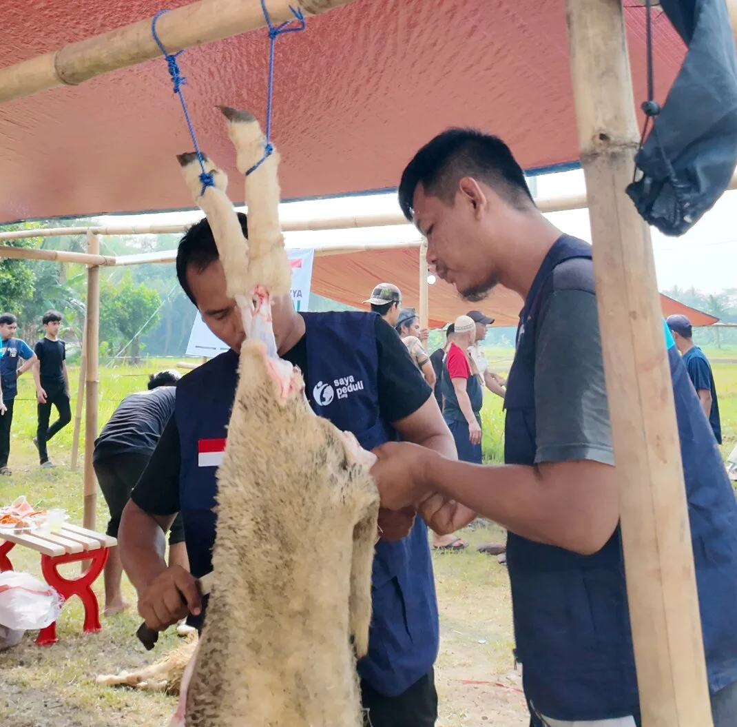 Foto 2 dari album Kurban Bersama Santri 2025